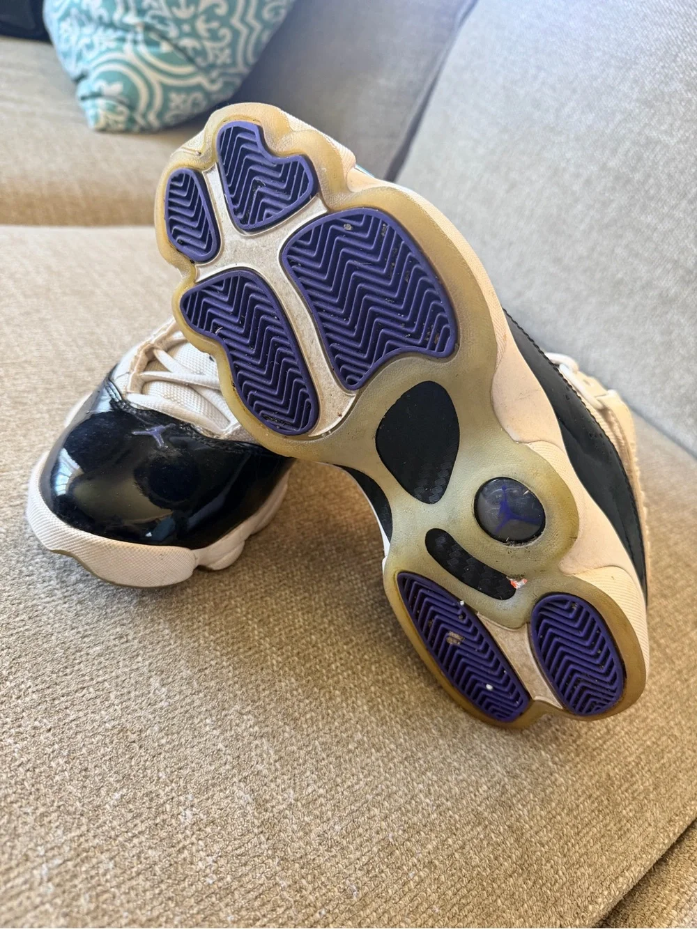 Jordan Men's Black, Cream & Purple Retro Basketball Sneakers